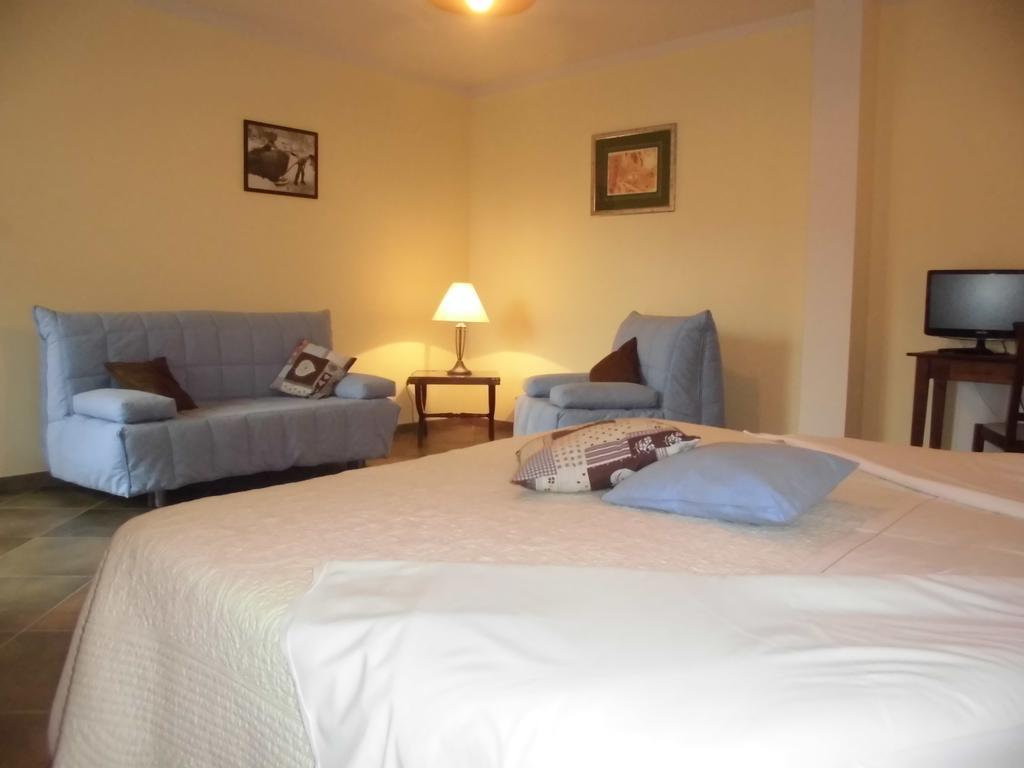 Agriturismo Bio-Ecologico Sant'Isidoro 로카포르테 몬도비 객실 사진