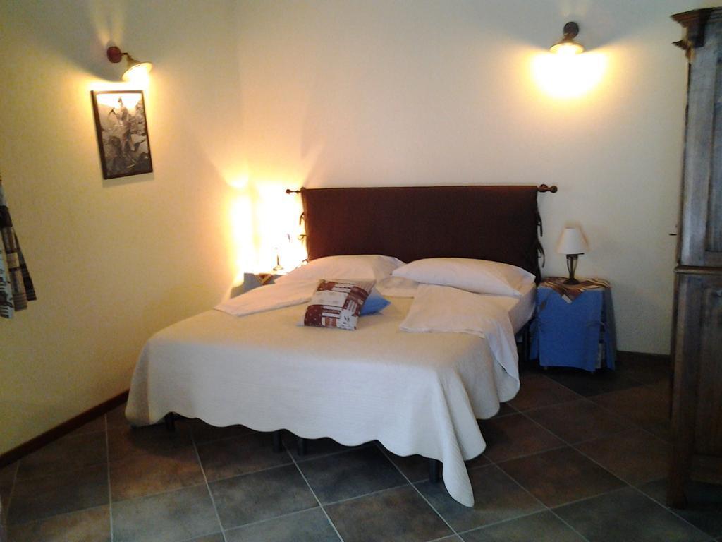 Agriturismo Bio-Ecologico Sant'Isidoro 로카포르테 몬도비 객실 사진